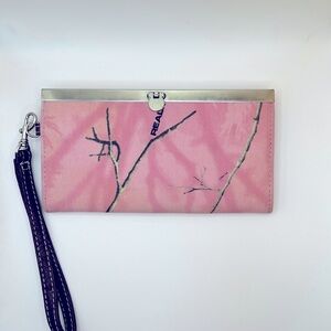 Realtree Fashion Wallet/Wristlet - Pink